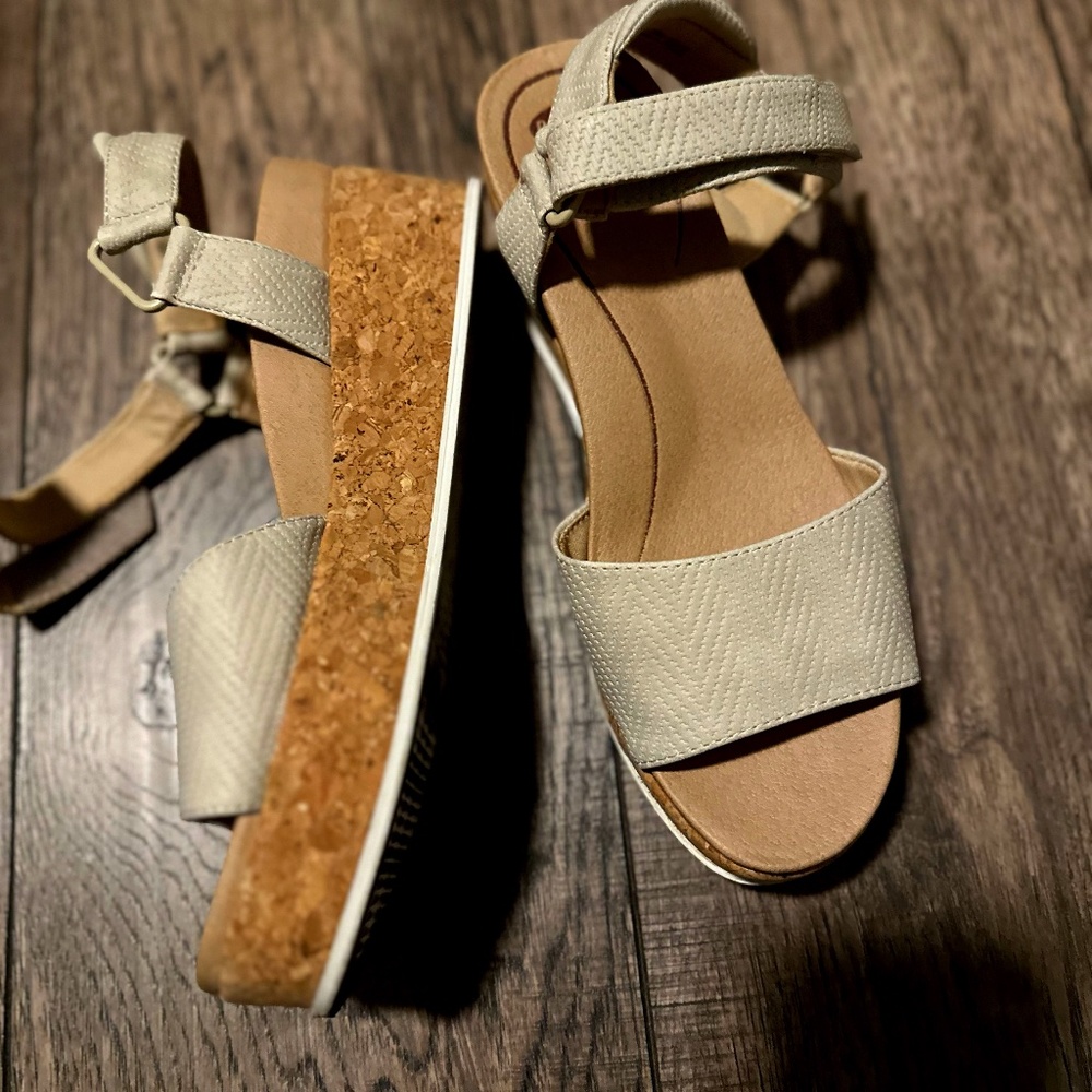 Dr. Scholl's Platform Sandals